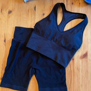 Pink sport sports bra and bike shirt set